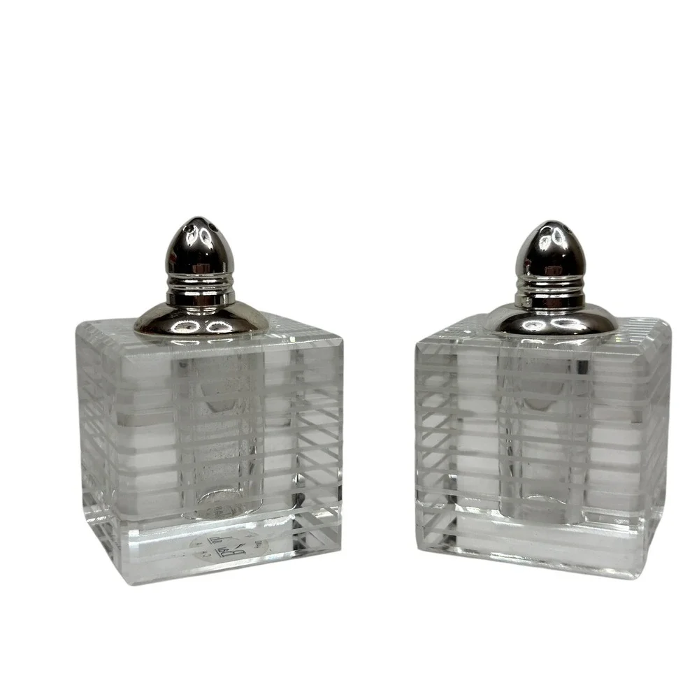 Bad ash Crystal Salt & Pepper Shaker Set Square Ribbed Clear Glass Silver Top